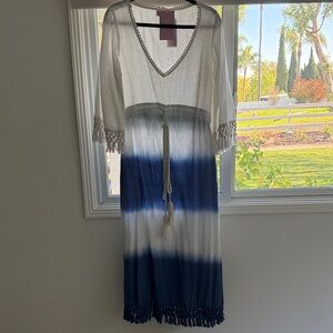 Chic Ombre Midi Dress in Blue and White